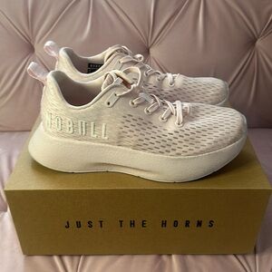 Woman’s NOBULL Runner